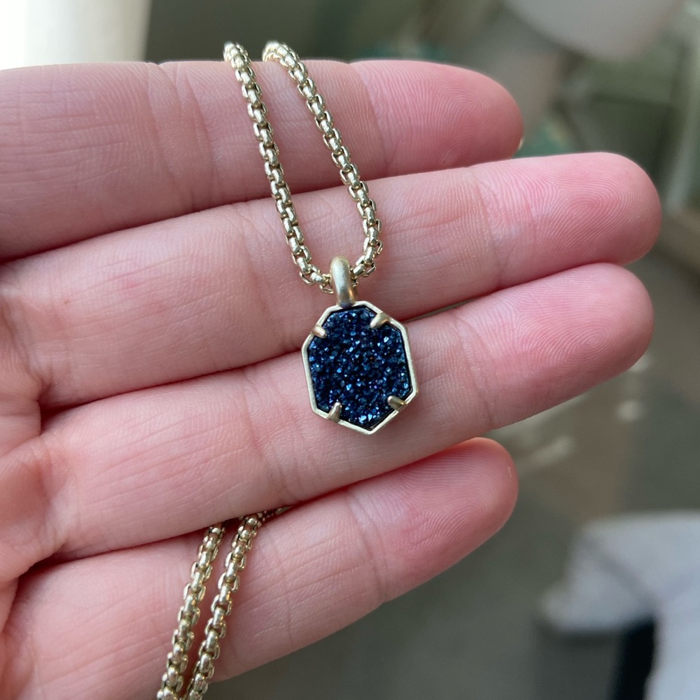 Kendra Scott Necklace
